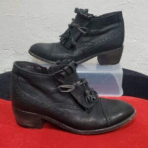 Shoto Women's Black Ankle Boots